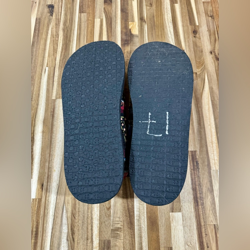 Like New Men’s Sanuk Hippie Loafers 13 - Picture 8 of 10